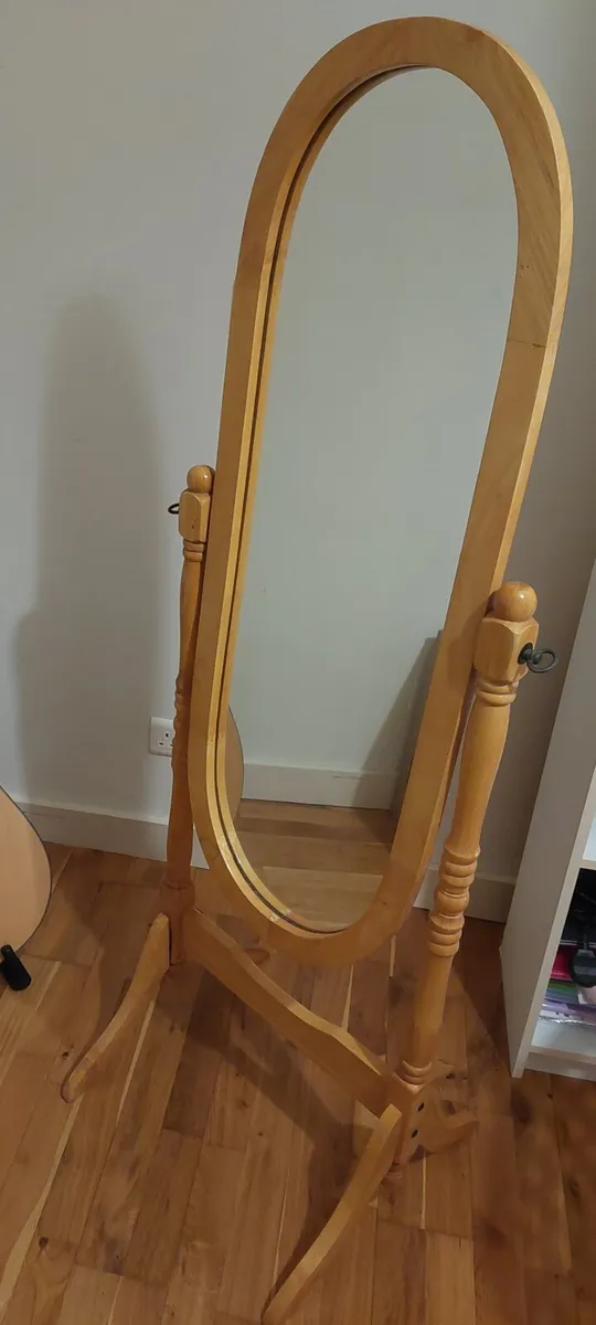Free standing mirror - Image 2