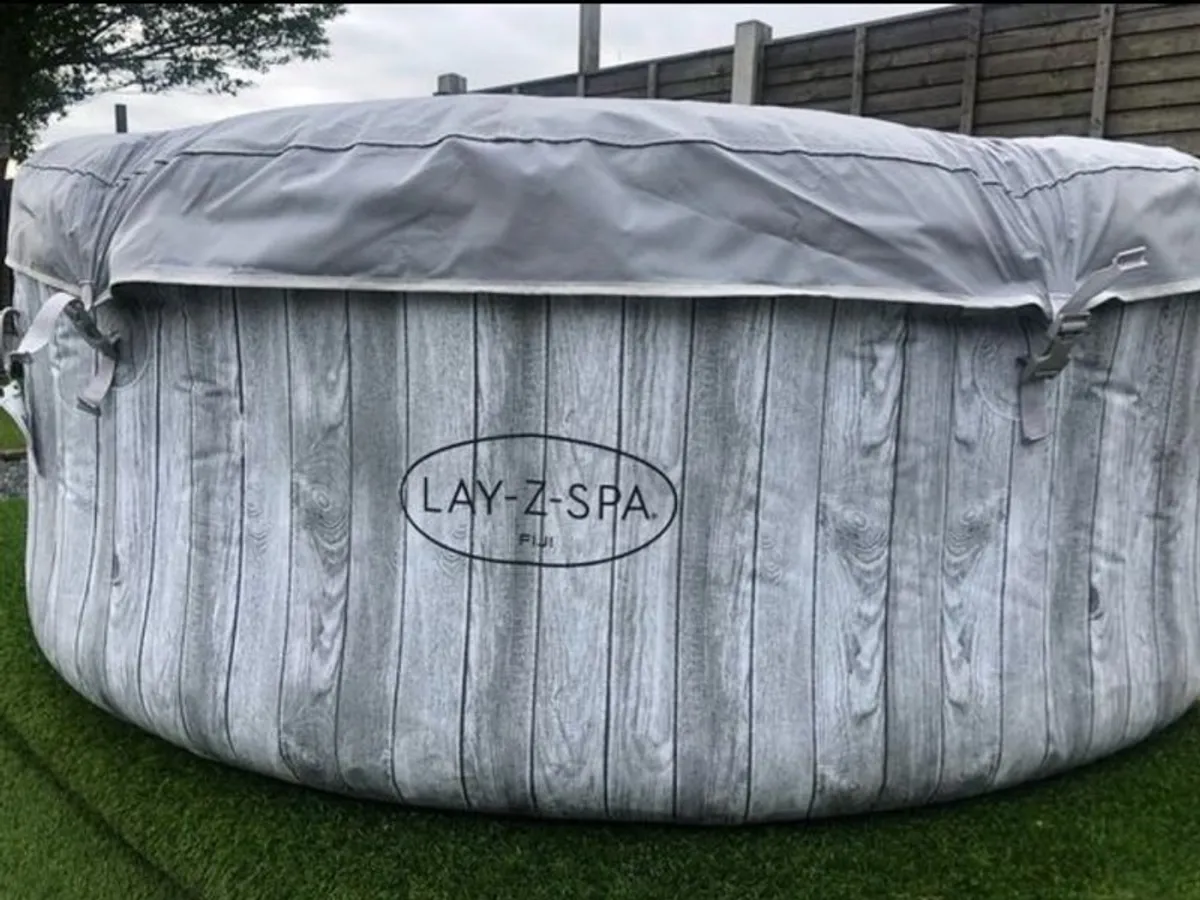 Lay Z Spa Fiji hot tub - Image 4