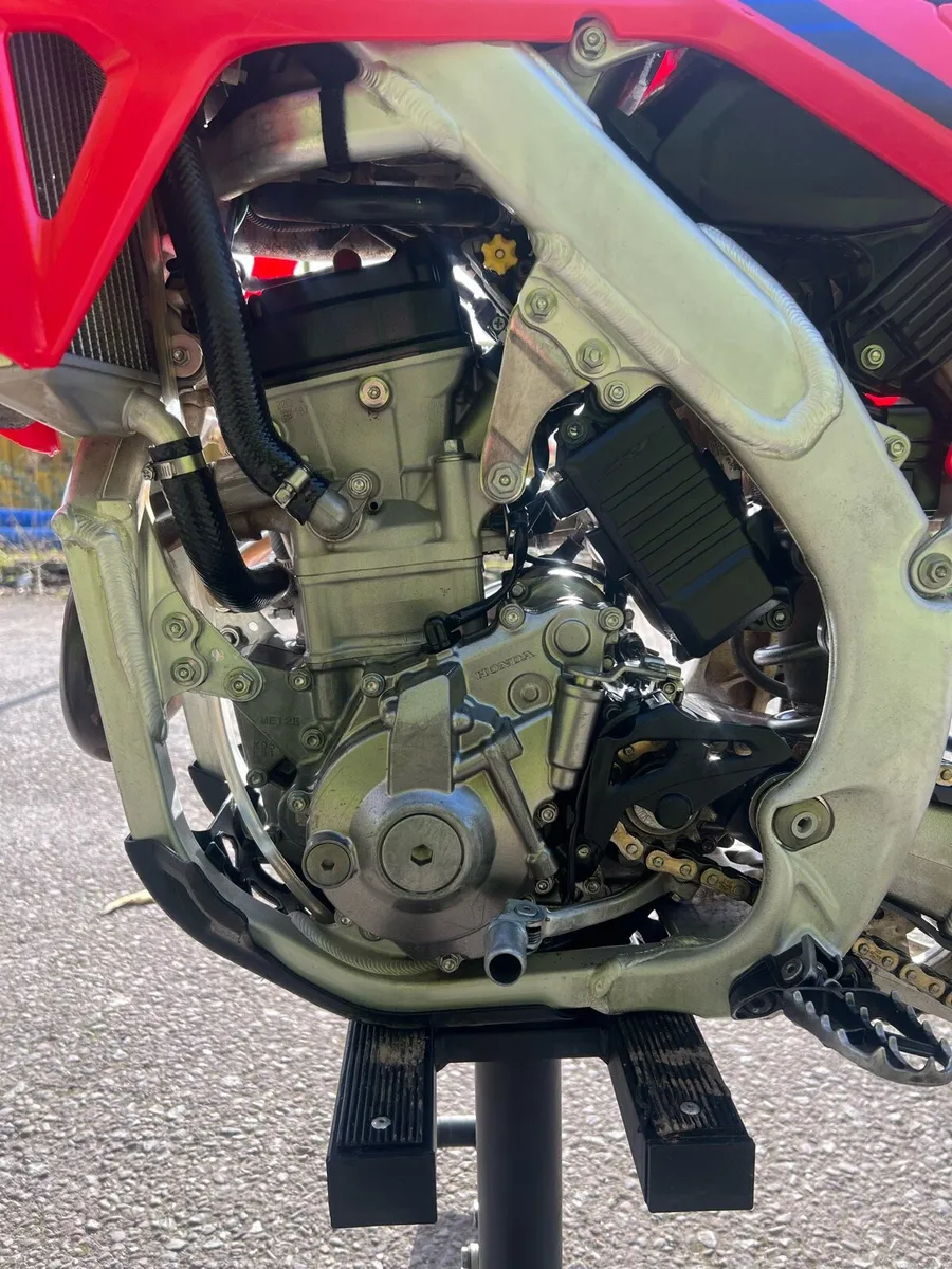 2023 Honda CRF250R - Image 3