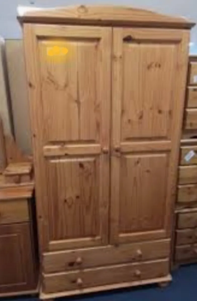 Double pine wardrobe with drawers
