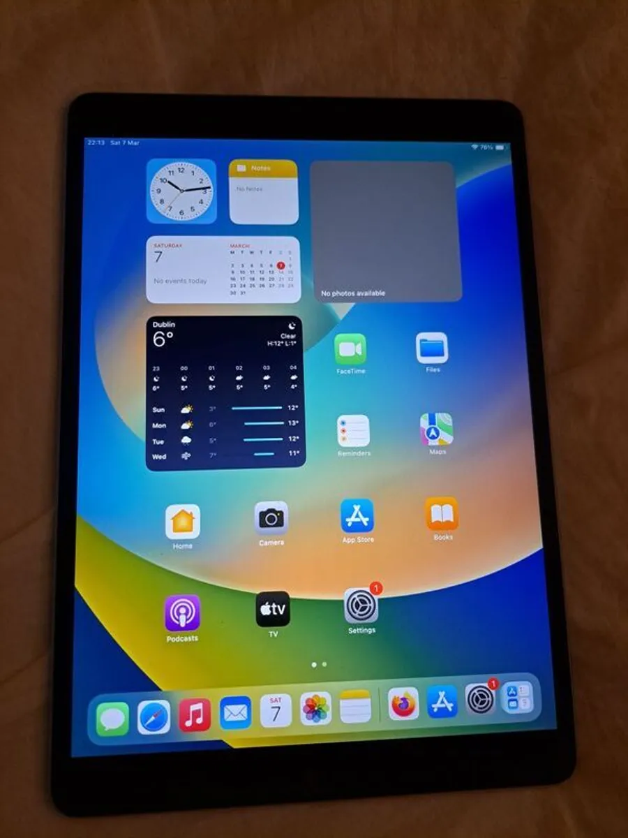 iPad Pro 10.5-inch - Image 1
