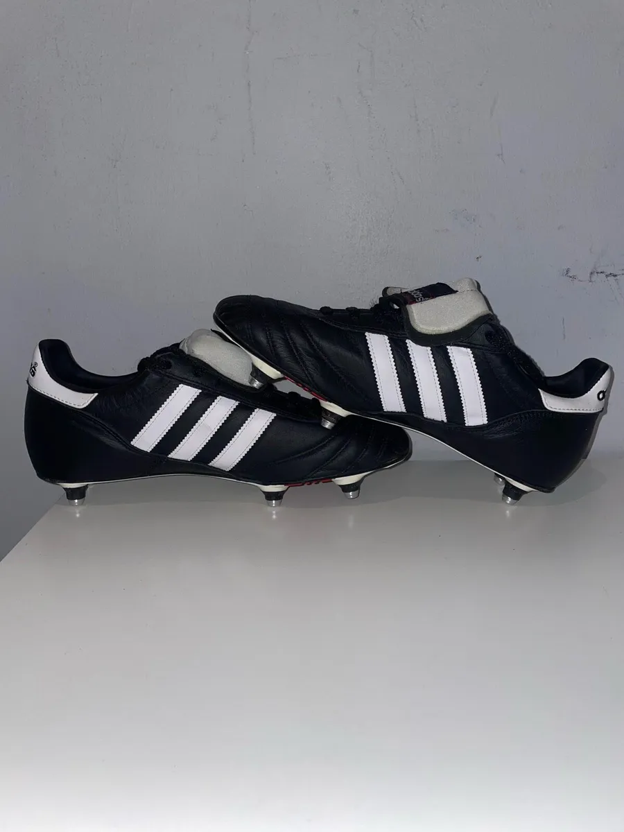 Adidas World Cup football boots - Image 1
