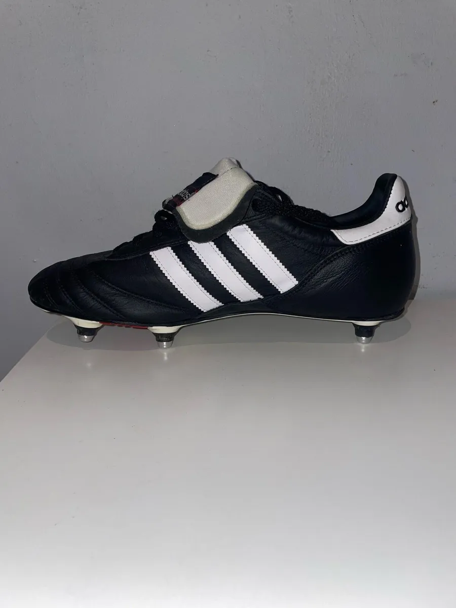 Adidas World Cup football boots - Image 2