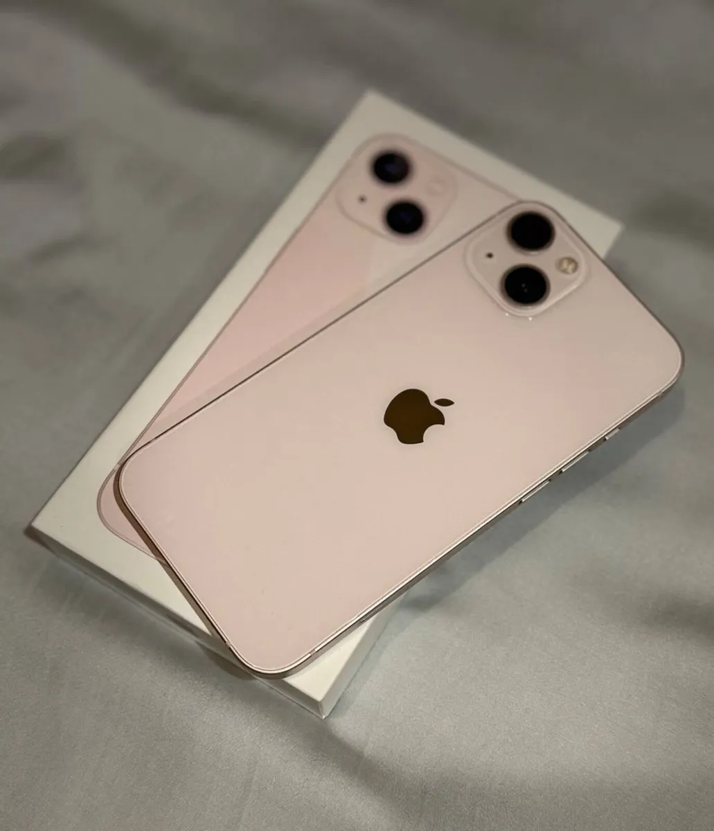 iPhone 13 pink - Image 1