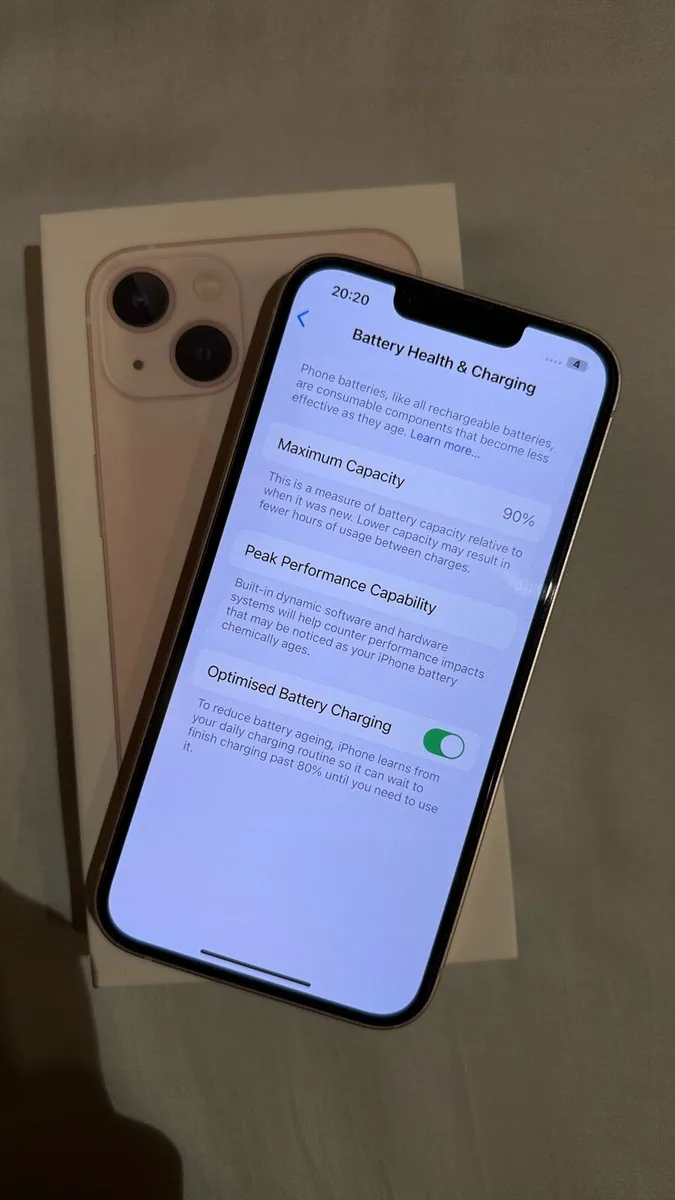 iPhone 13 pink - Image 3