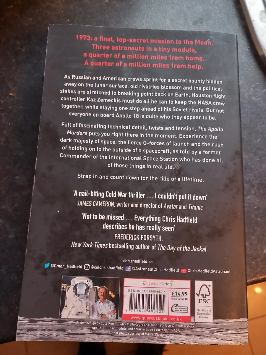 The Apollo Murders large paperback book - Image 4