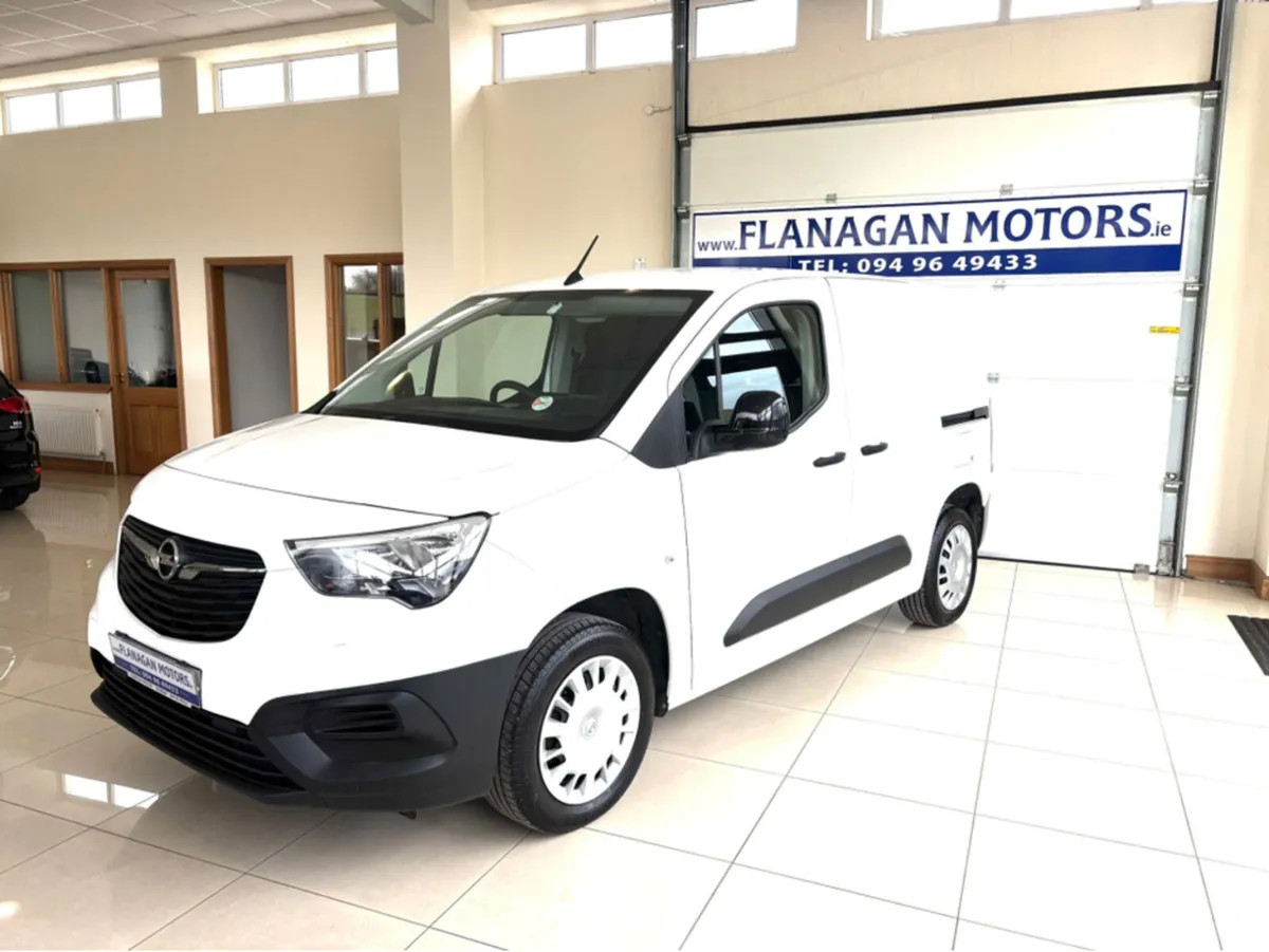 Opel Combo L1H1-1.5 100PS DIESEL 6SPEED MANUAL MY2 - Image 1