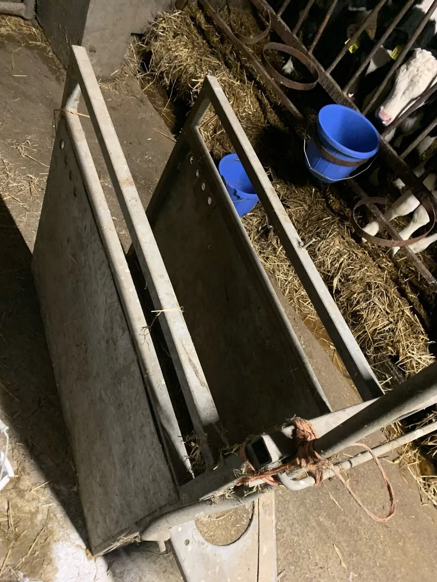 Moyfab dehorning crate - Image 3