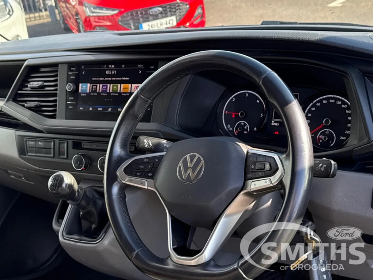 Volkswagen Transporter T6 30 PVL H TDI 15 - Image 2