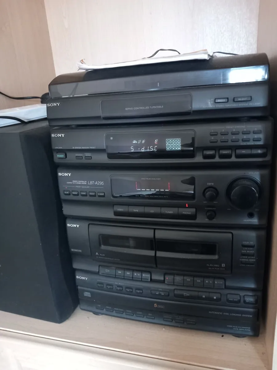 Sony Hi-Fi System. - Image 3