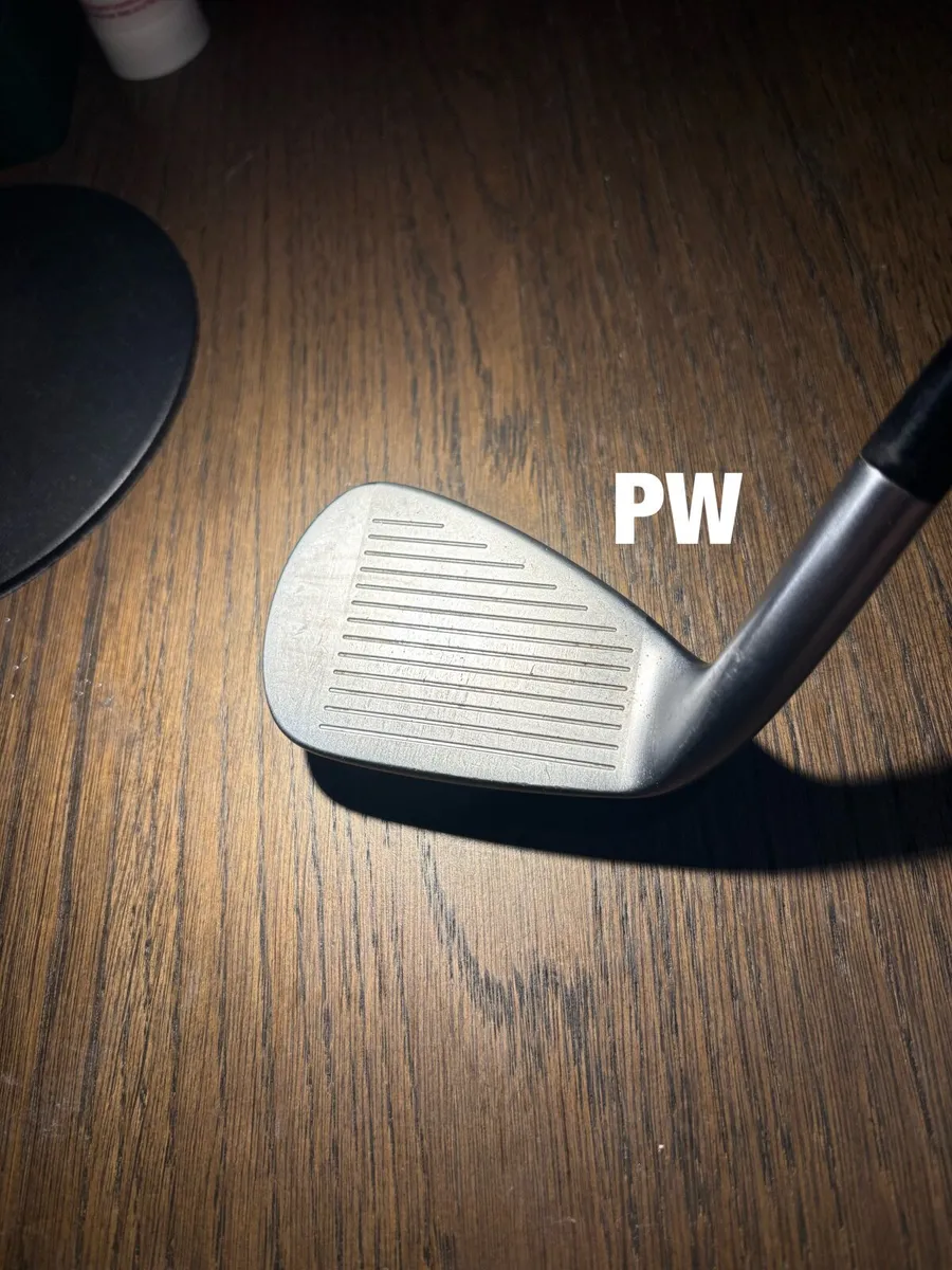 Mizuno JPX900 Hot Metal Irons - Image 4