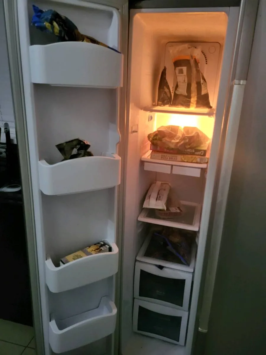 Fridge freezer - Image 3