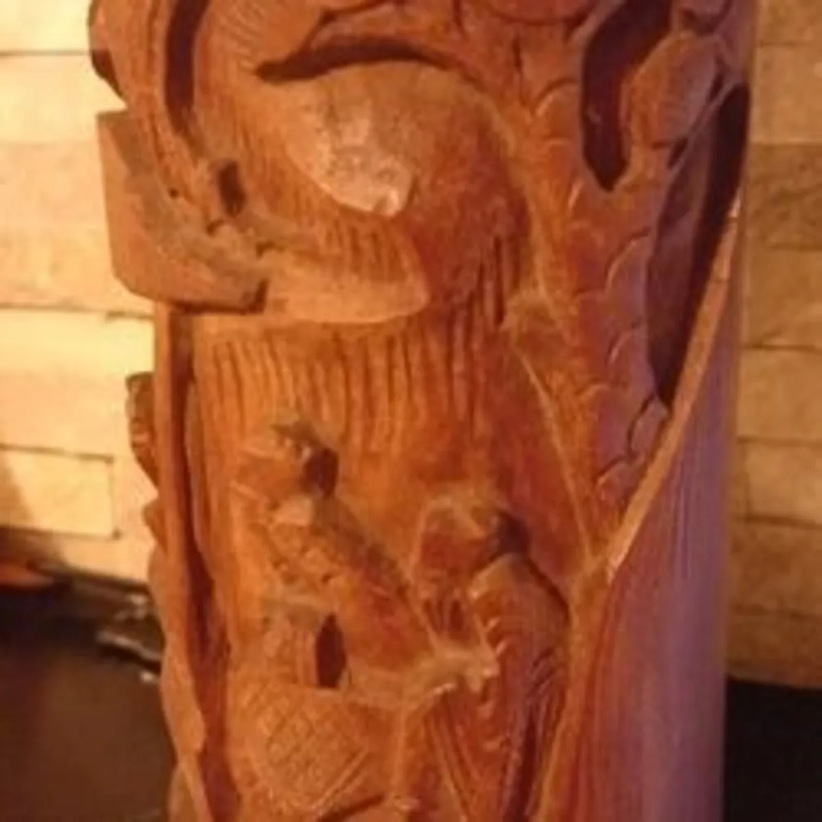 Antique hand-carved Bamboo pot - Image 2