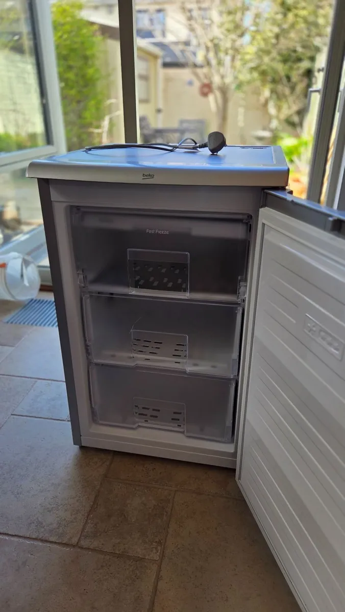 Beko Fridge freezer - Image 2
