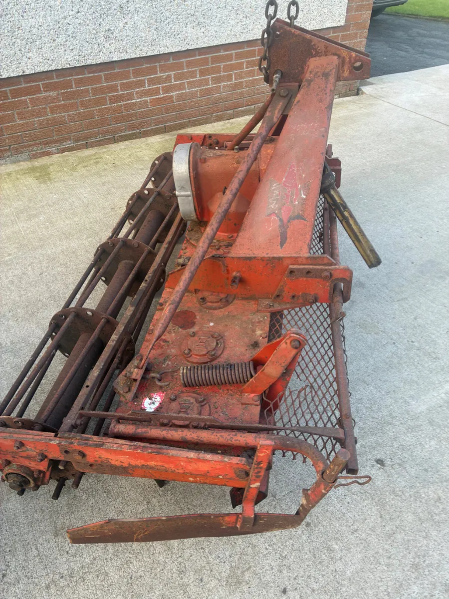 Lely 2 m power harrow - Image 1
