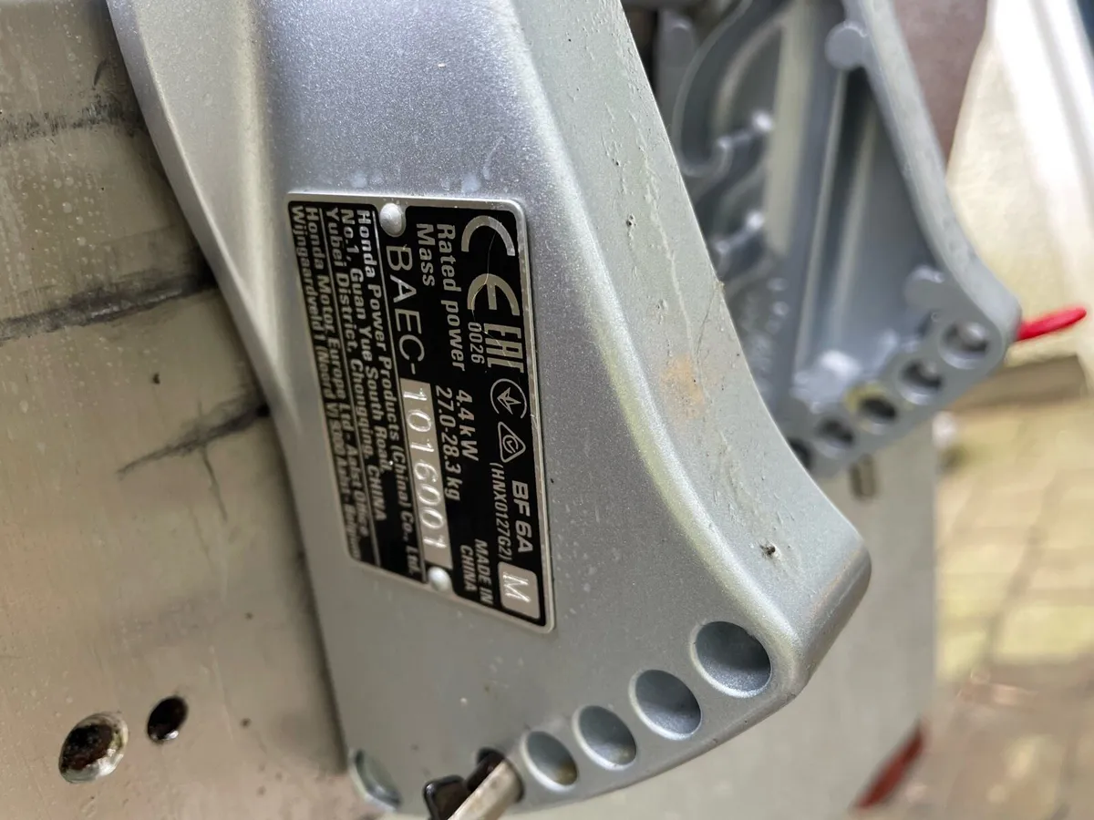 Honda BF6 Outboard Engine - Image 4