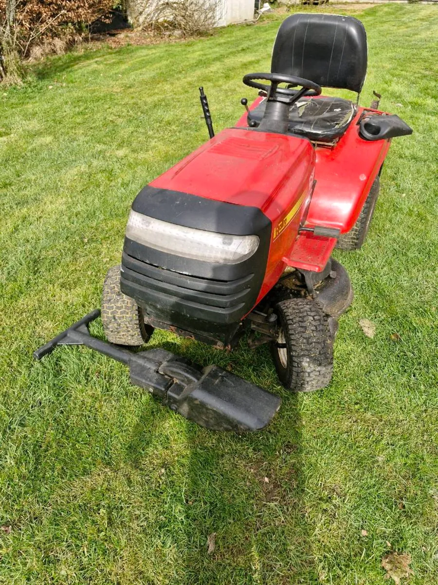 Husqvarna ride on mower Delivery available - Image 2