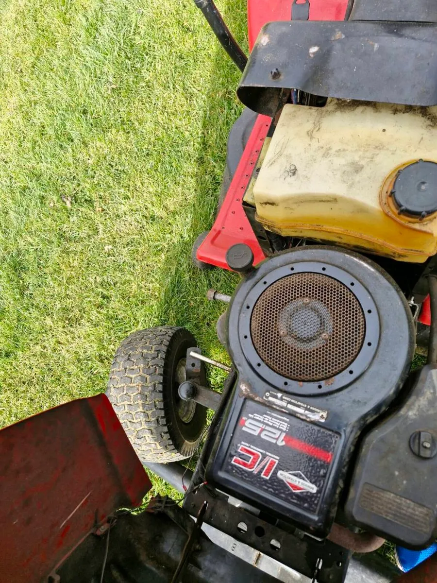 Husqvarna ride on mower Delivery available - Image 3