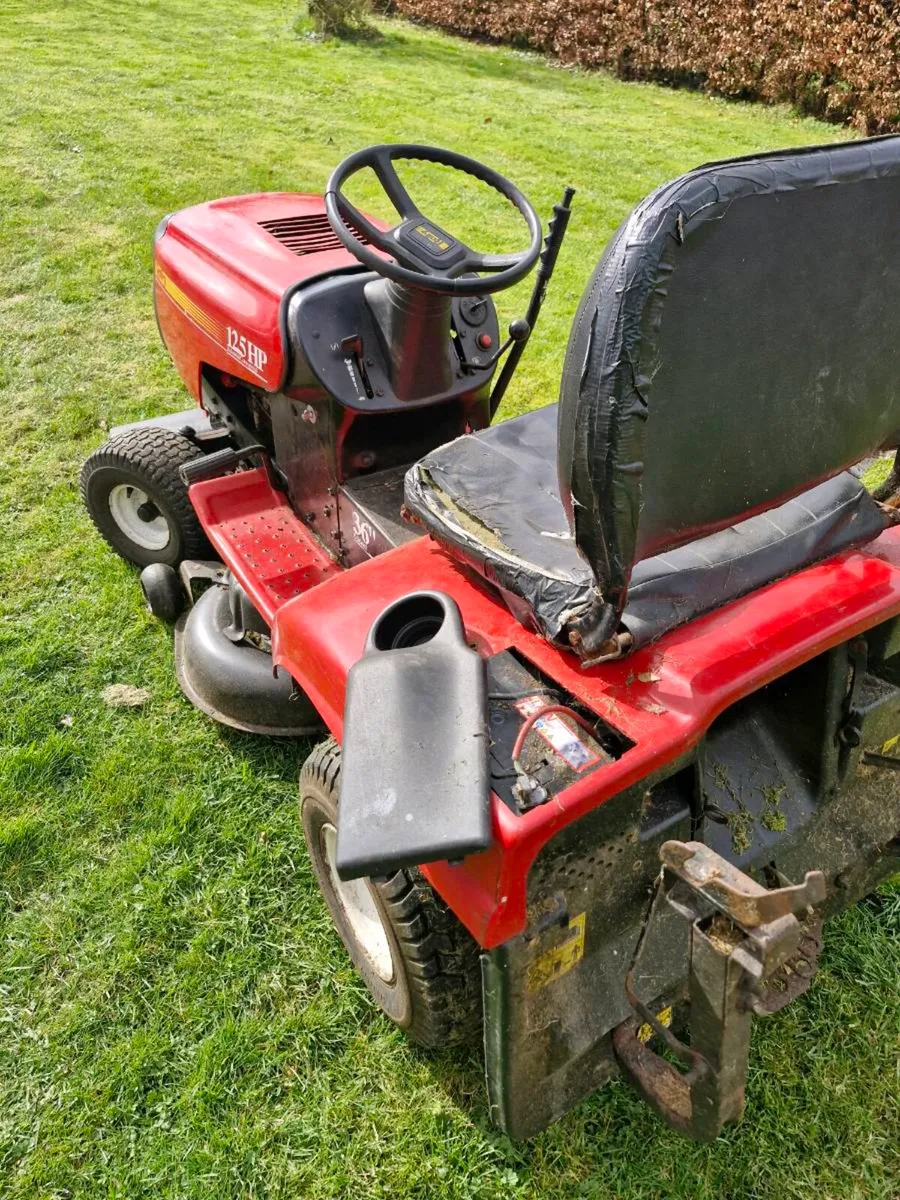 Husqvarna ride on mower Delivery available - Image 4