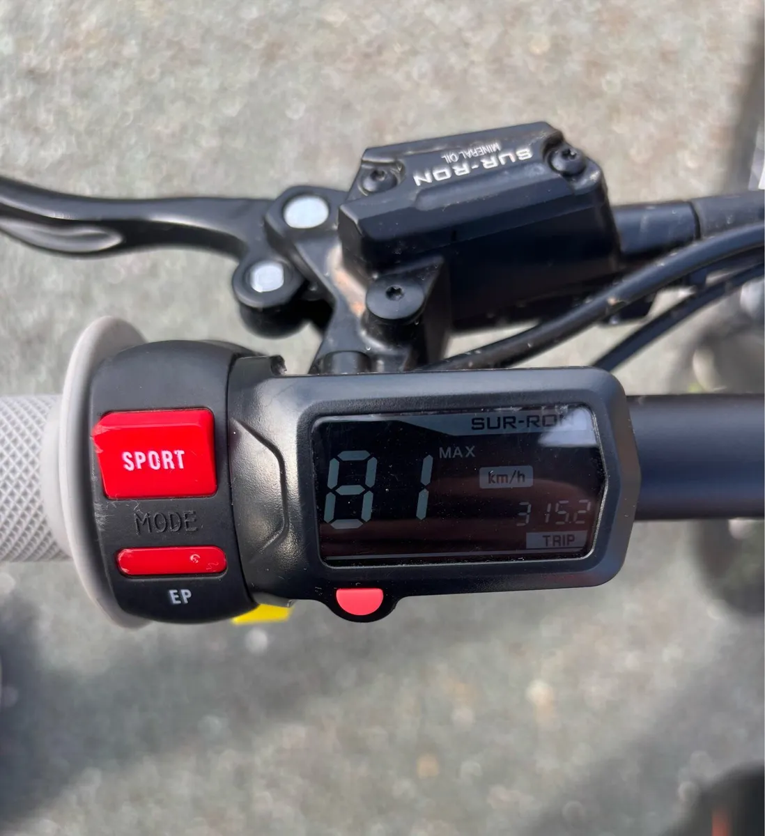 2024 Surron Light Bee X – 315km – Like New - ONO - Image 4