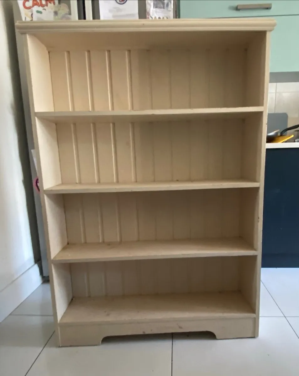 Fabulous Bookcase for upcycle - Image 1