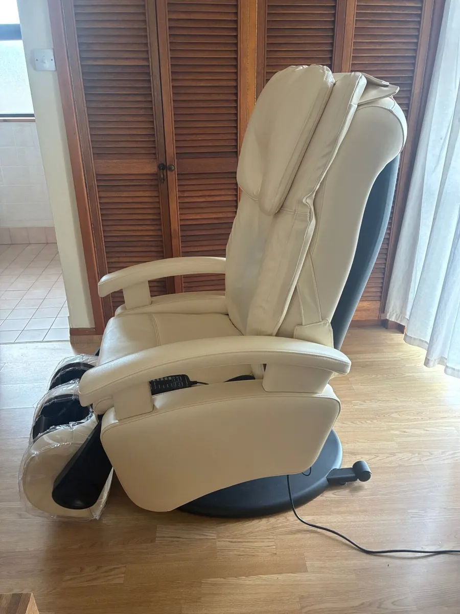 Massage chair - Image 2