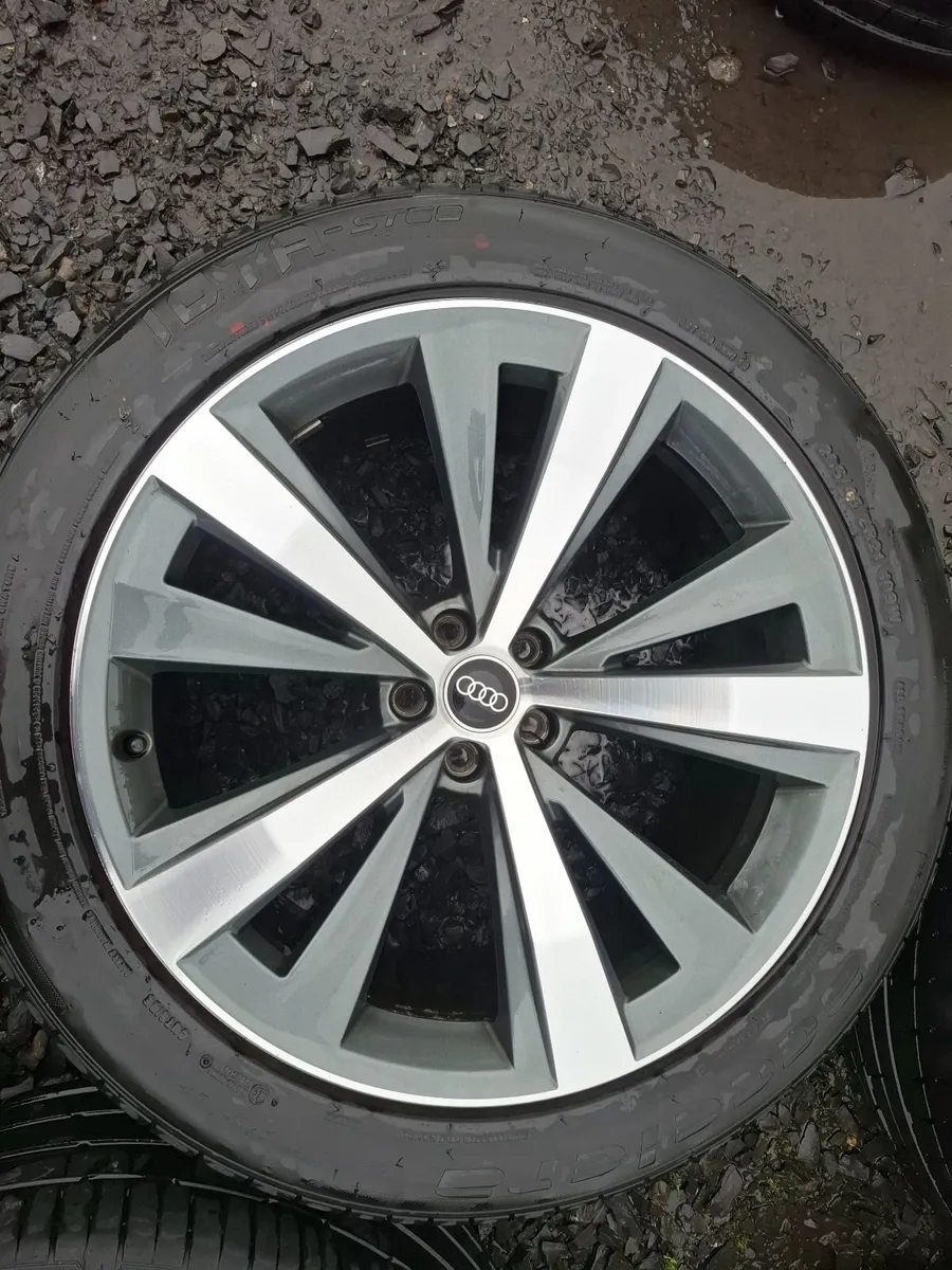 21" Genuine Q8, Q7 S Line Alloys with tyres - Image 4