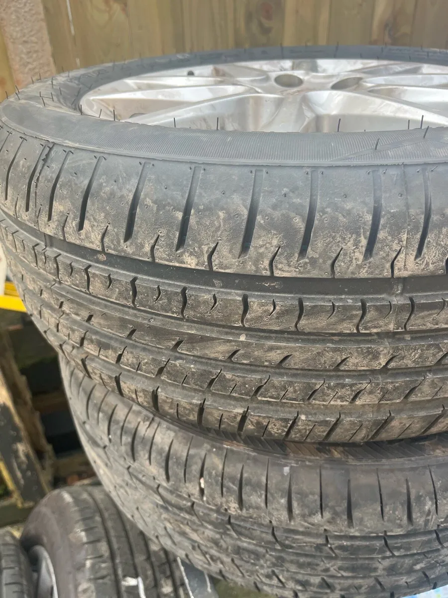 Alloys with Tyres x4 new tyres 16 inch - Image 3