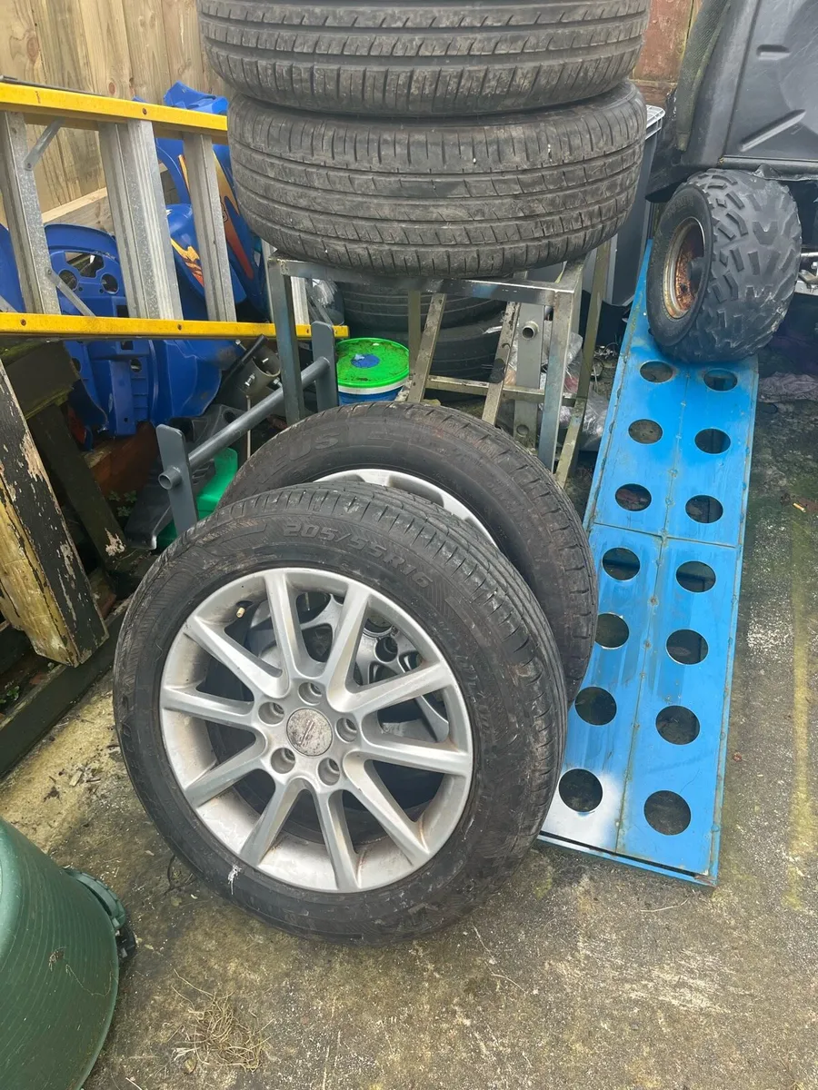 Alloys with Tyres x4 new tyres 16 inch - Image 2