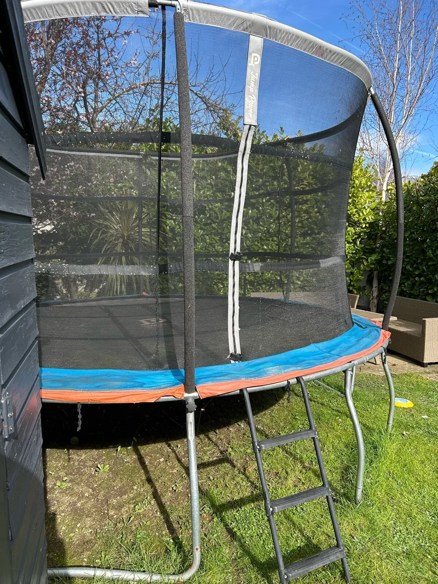 Trampoline - Image 4