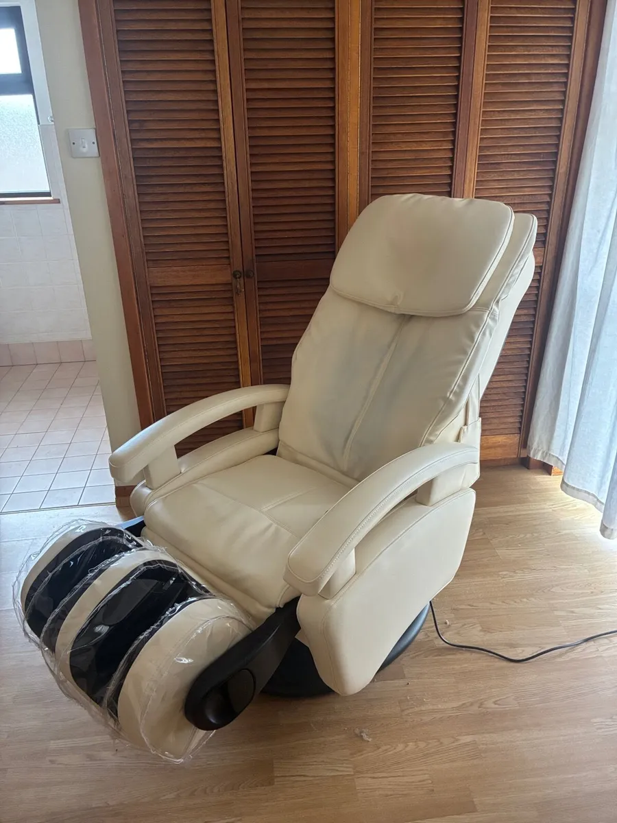 Massage chair - Image 3