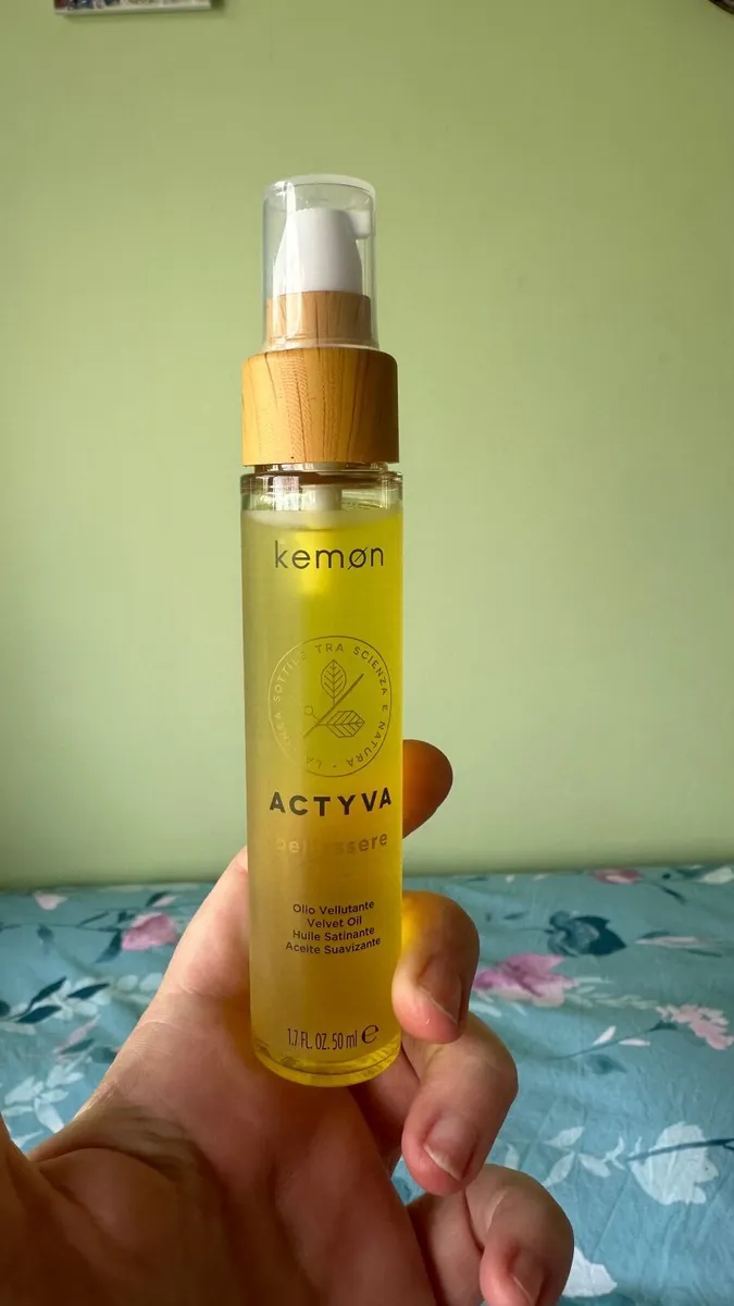 New Hair oil with case - Image 2