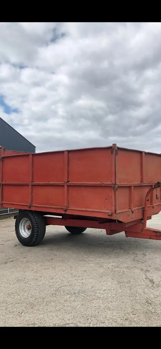 Tipping trailer - Image 1