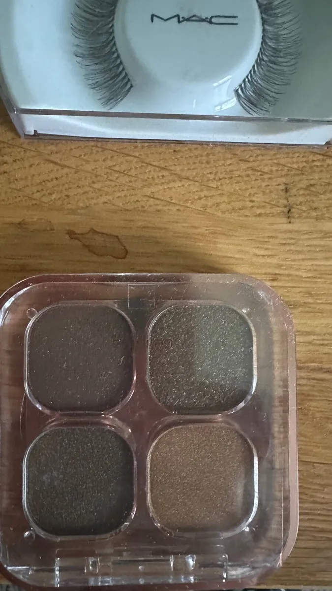 New make up - Image 4