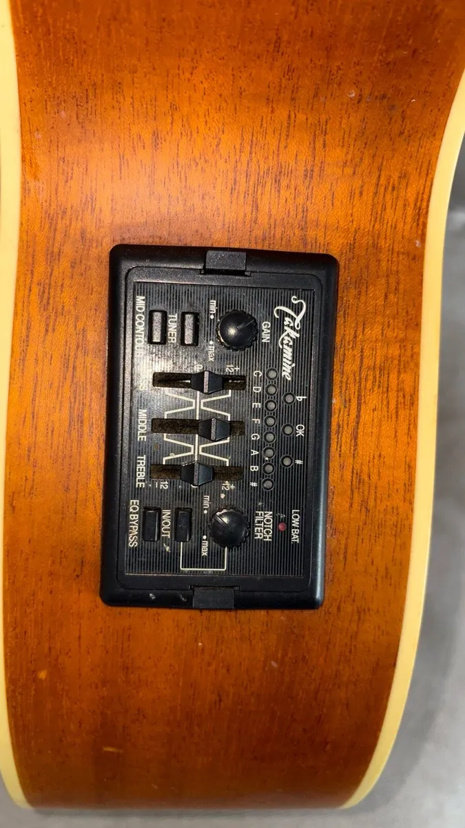 Takamine EG512C Bass - Image 3