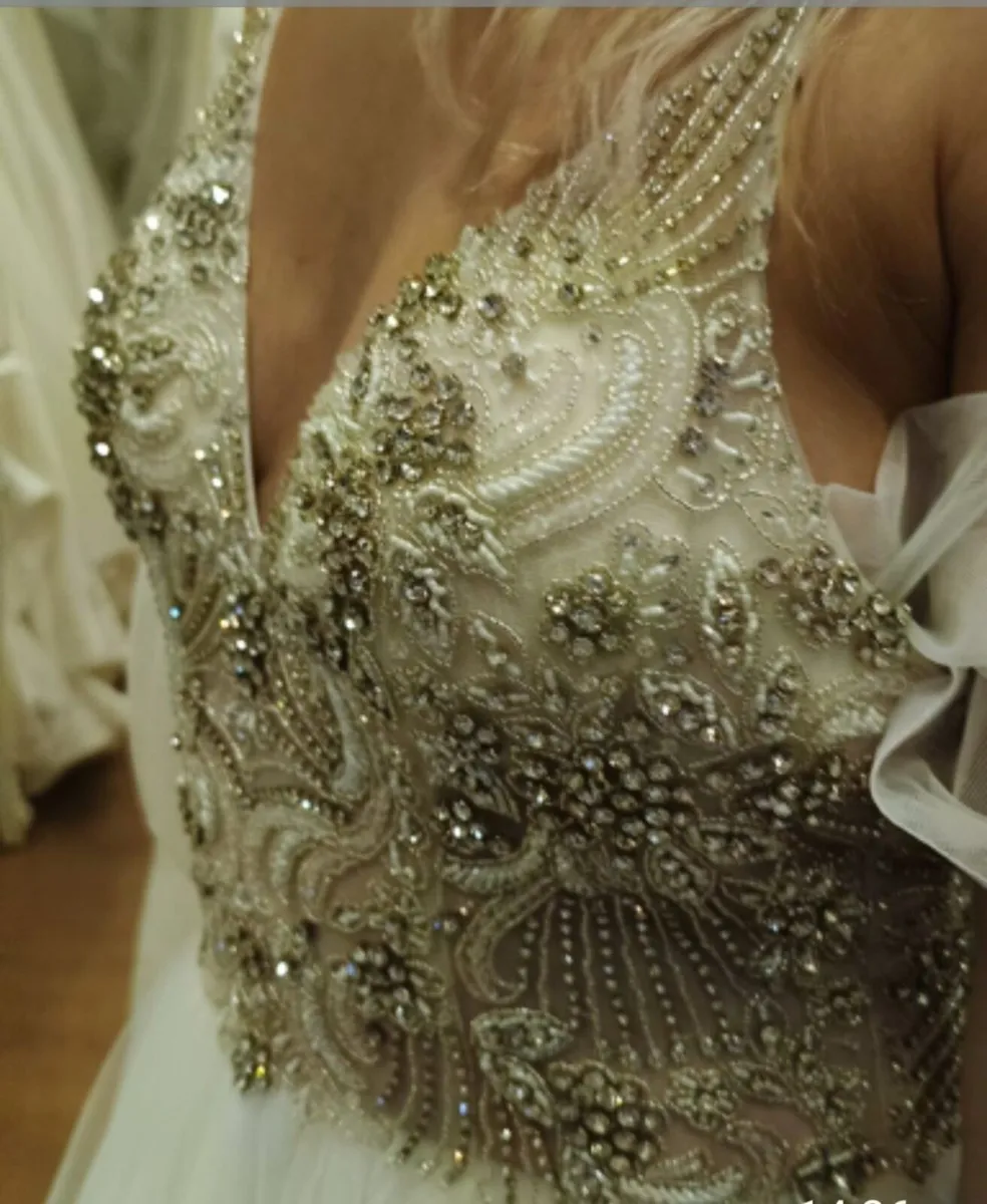 Wedding dress - Image 1
