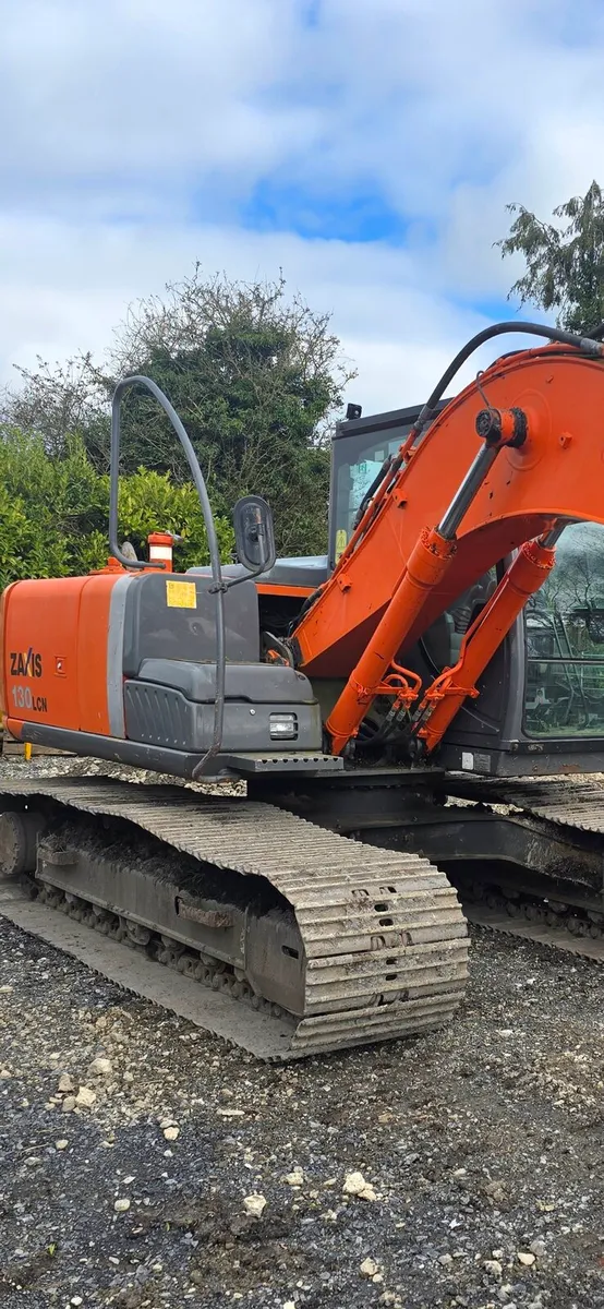 Hitachi 130-3 - Image 1