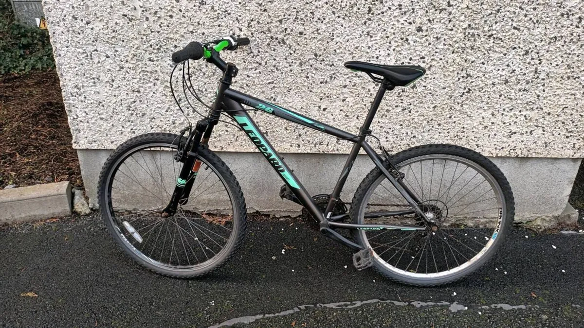 Mountain Bike. Size 17" - Image 2