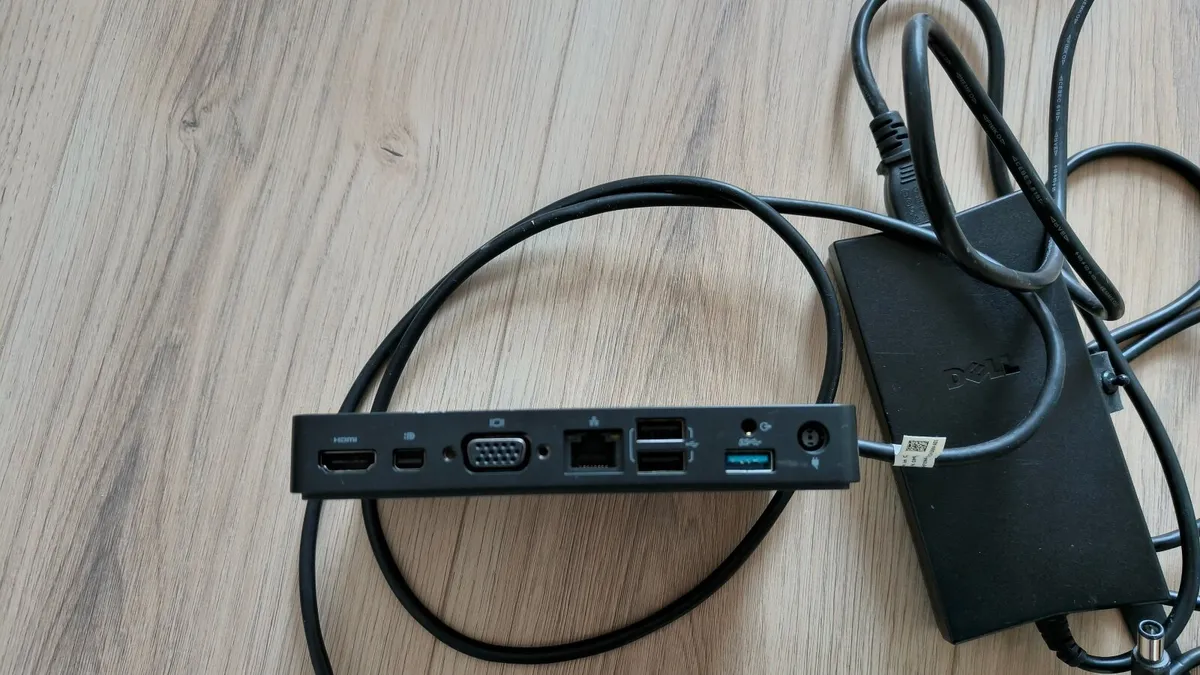 Dell WD15 Docking Station K17A - Image 1