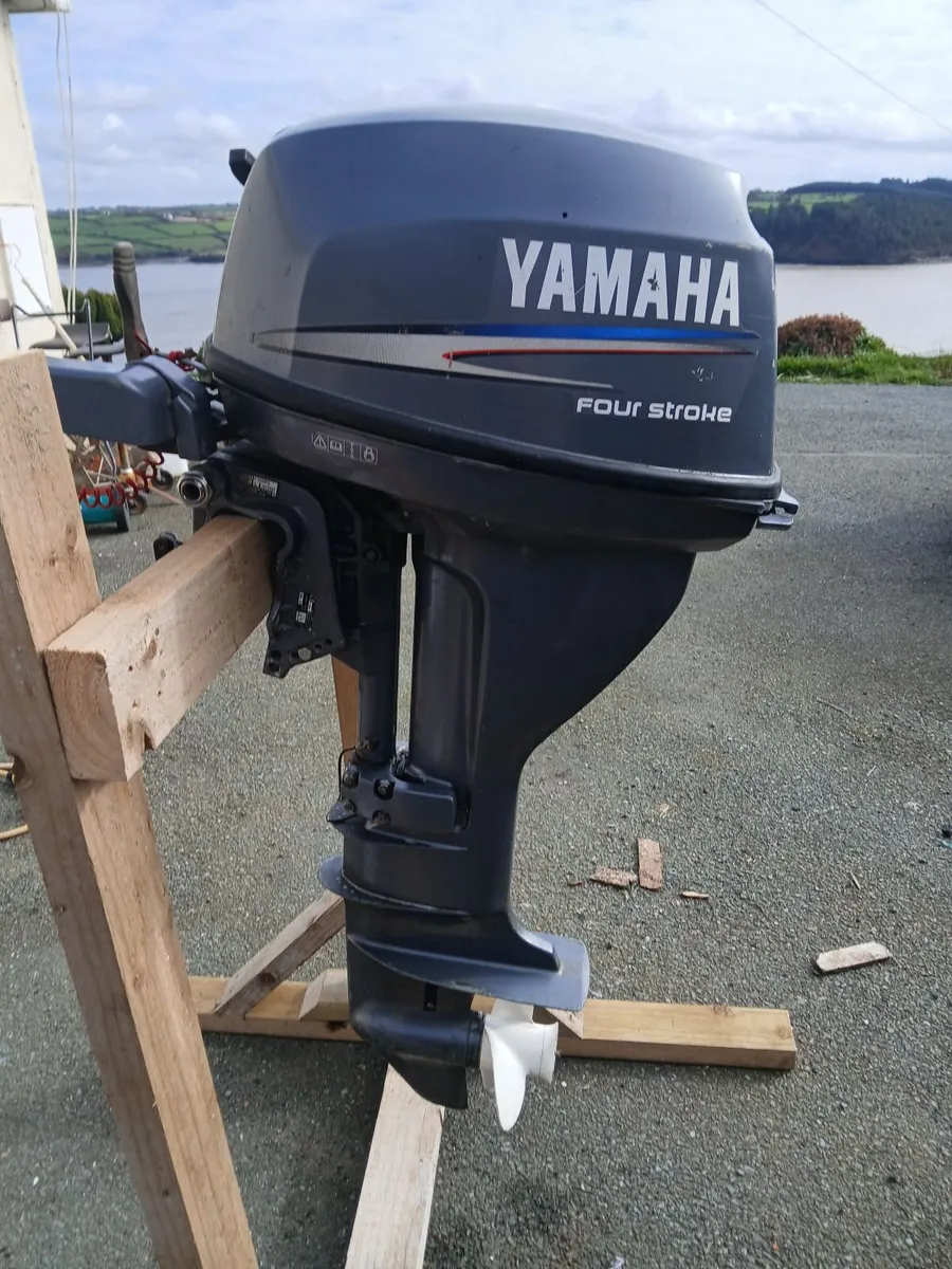 Yamaha 15hp fourstroke outboard - Image 4