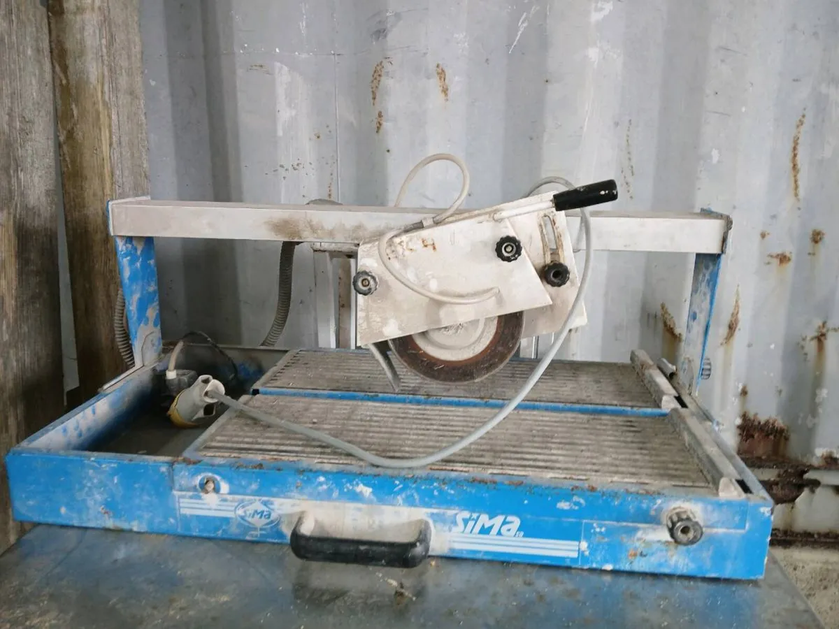 Tile cutter wet with legs - Image 1