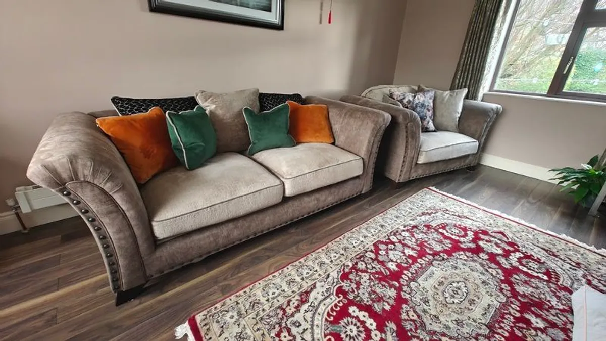 Sofa/Couch suite - Image 3