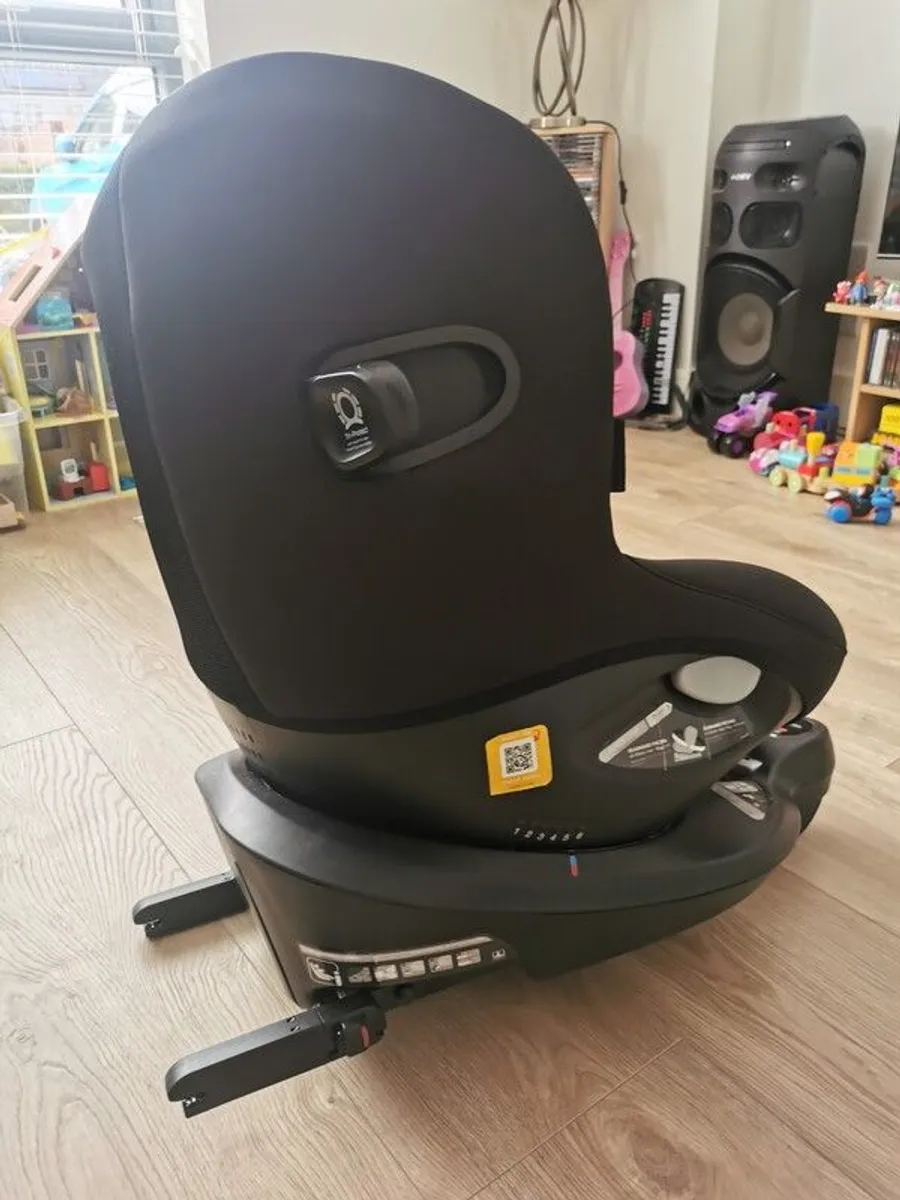 Joie I-spin 360 Car Seat with Isofix - Image 3