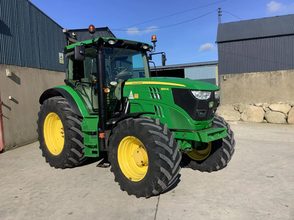 2015 JD 6140R - Image 1