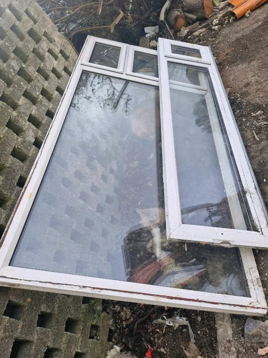 Door and side panels - Image 2