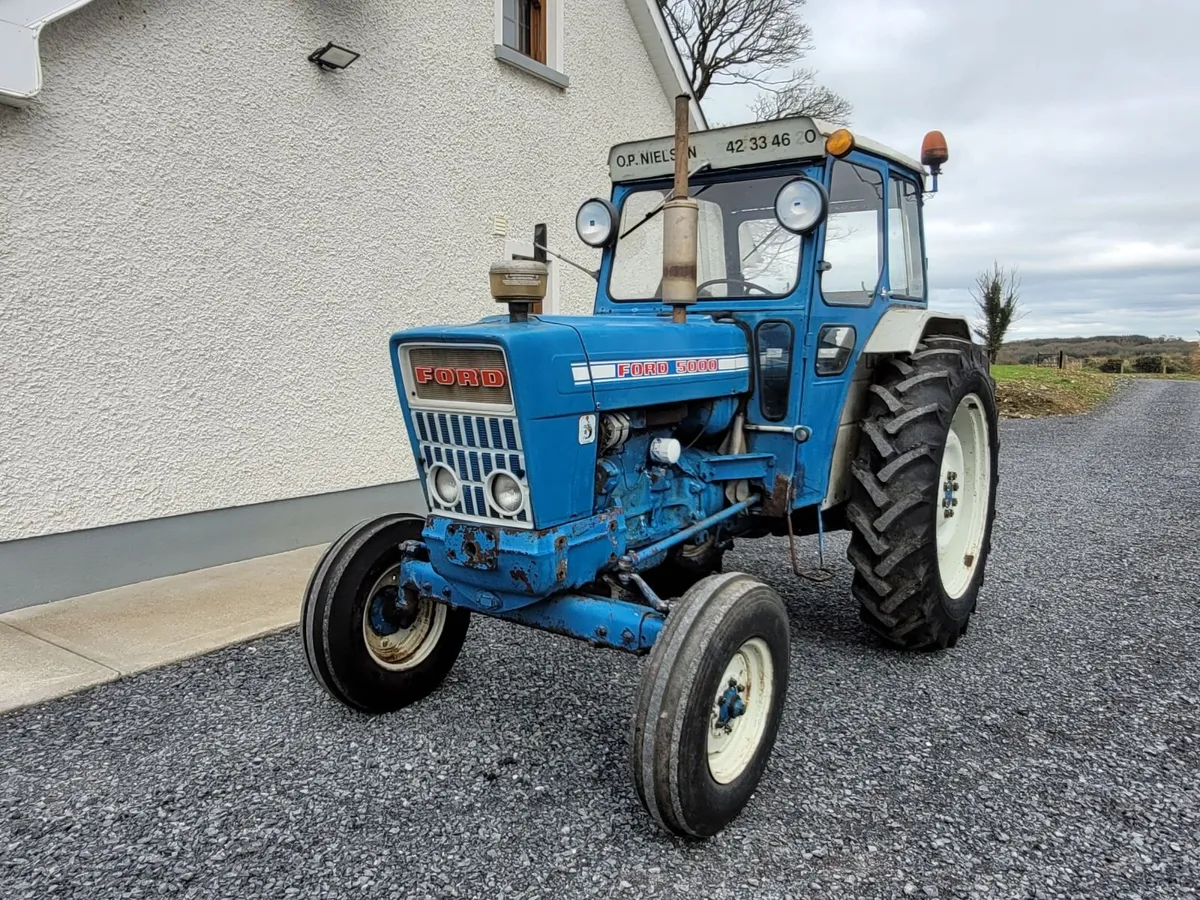 Ford 5000 mint original cond - Image 2