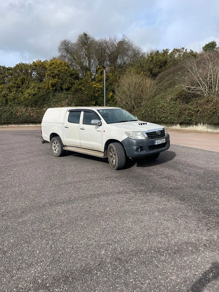 Toyota Hilux 141 2.5 desiel - Image 2