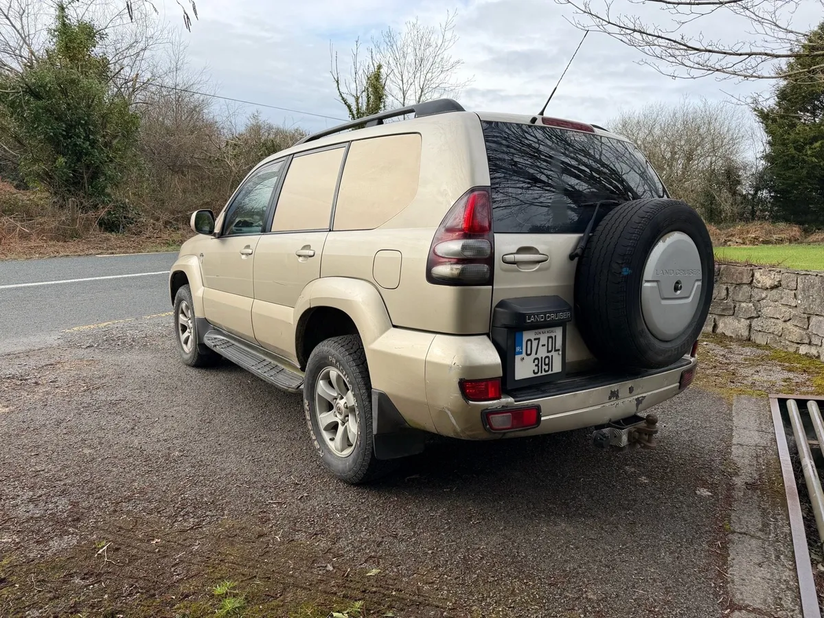 2007 Toyota Landcruiser - Image 2