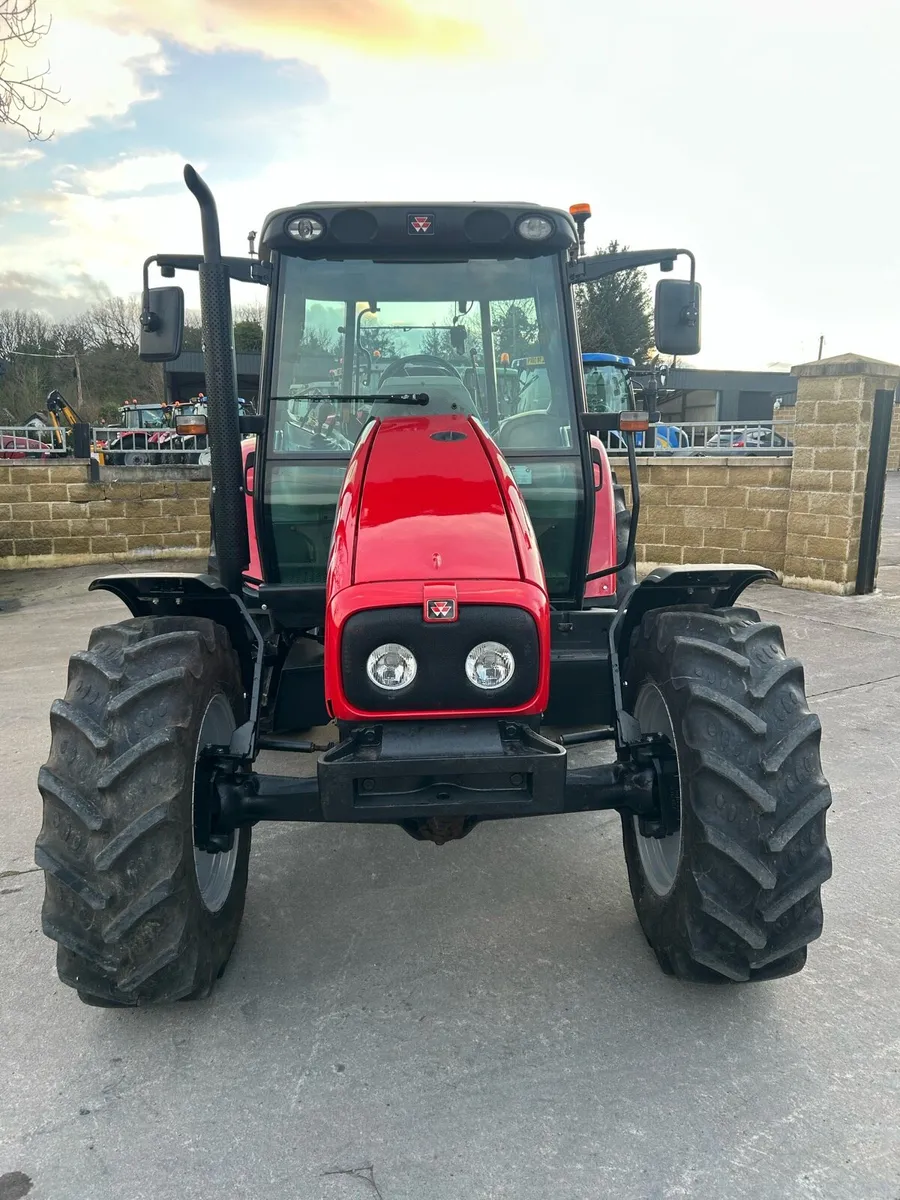 Massey Ferguson 5455 - Image 2
