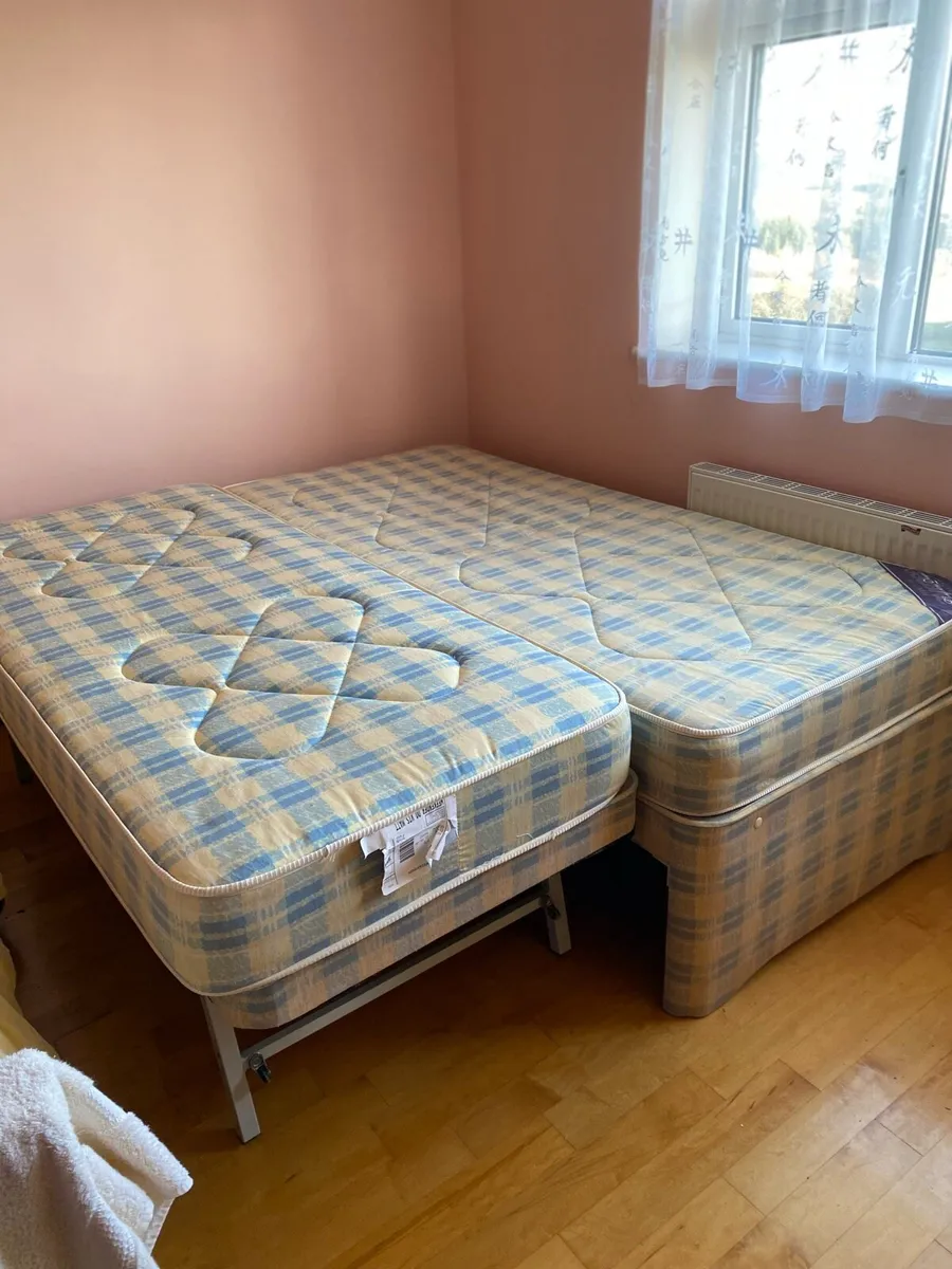 Single bed with pullout bed - Image 3